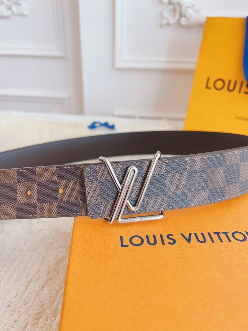 l0vis Vvtt0n belts